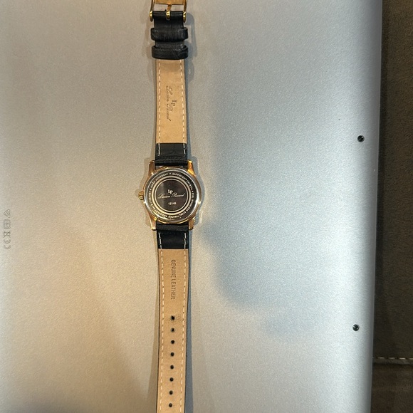 Lucien Piccard Watch - Picture 8 of 9